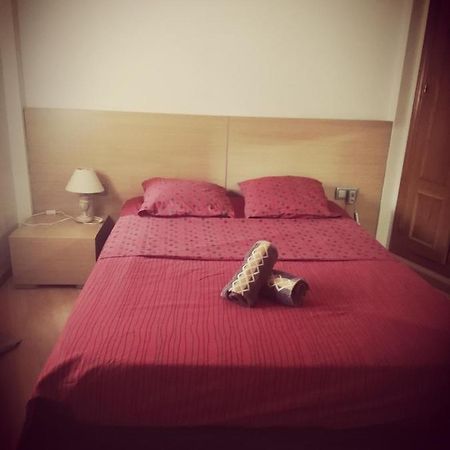 Apart Figueres Daire Figueres  Dış mekan fotoğraf