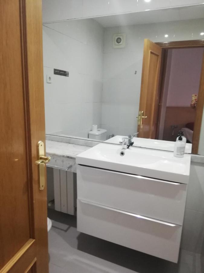 Apart Figueres Daire Figueres  Dış mekan fotoğraf