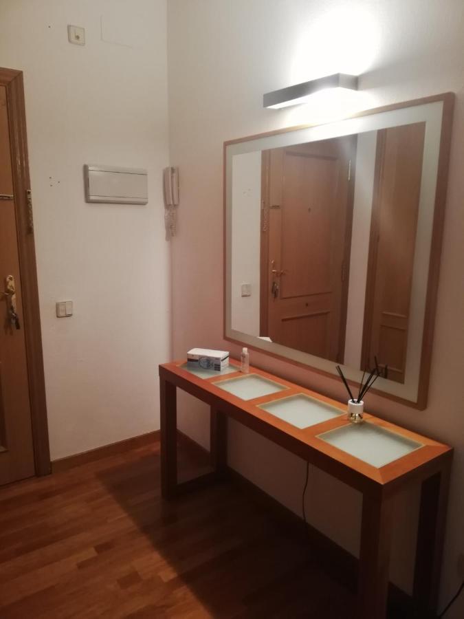 Apart Figueres Daire Figueres  Dış mekan fotoğraf